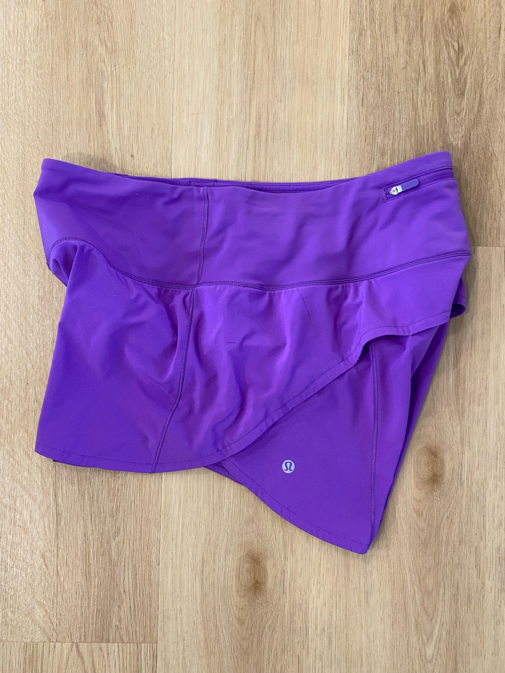 Lululemon Speed Up Shorts Purple - Picture 3 of 8